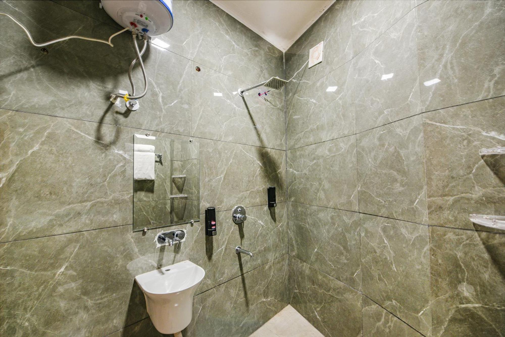 Fabhotel Alpine Tree أمريتسار المظهر الخارجي الصورة